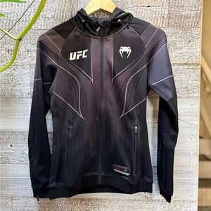 UFC/Venum | NWT Authentic Women's XS Walkout Black Athletic Hoodie